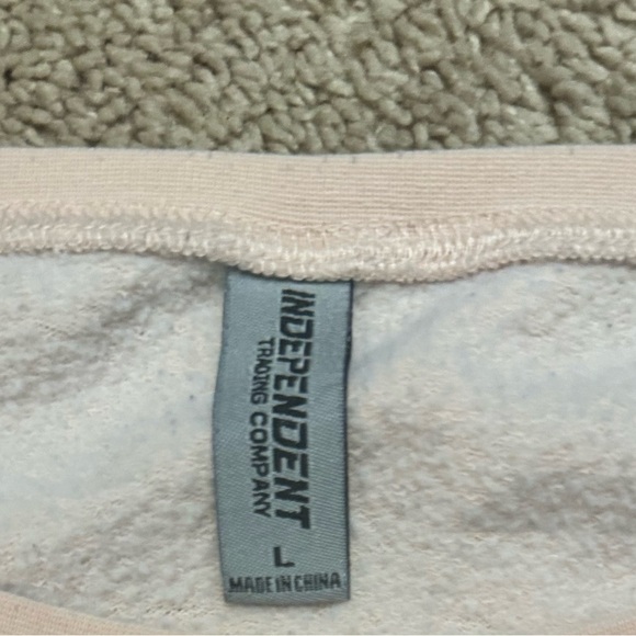 Fortunate Youth Women's Roses Crew Sweatshirt - Picture 4 of 4